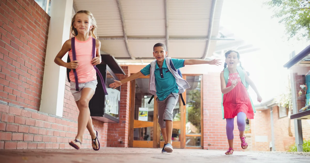 Comparer les assurances scolaires : guide pour les parents